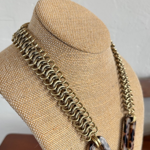 Stella & Dot Belle Statement Tortoise Necklace with Multicolor Crystal Pendant - Picture 6 of 9